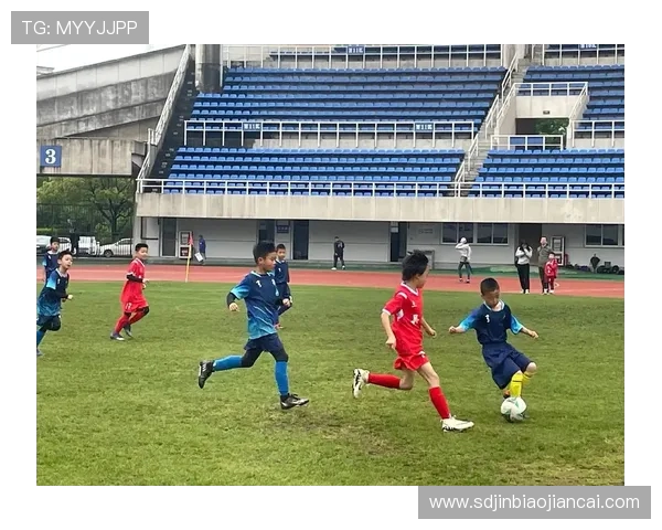 南京足球队意识提升显著创新高引发全国关注与热议